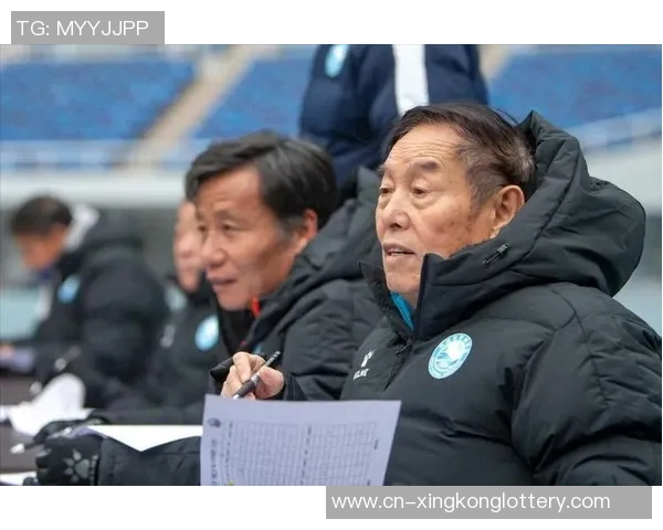 天津足球名宿的辉煌历程与对中国足球发展的深远影响 天津足球名宿的辉煌历程与对中国足球发展的深远影响